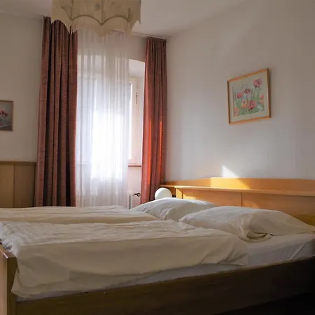 Haus Barnabas Im Engel, Engel 3*