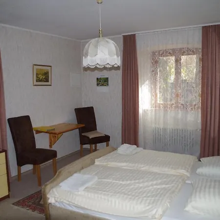 Haus Barnabas Im Engel, Engel 3*