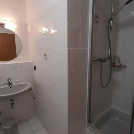 Pensión Haus Barnabas Im Engel, Engel