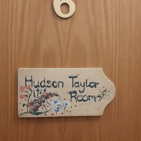 Haus Barnabas Im Engel, Engel Pensión Utzenfeld