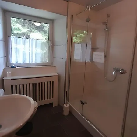 Haus Barnabas Im Engel, Engel Pensión 3*