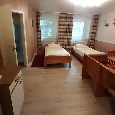 Haus Barnabas Im Engel, Engel Pensión